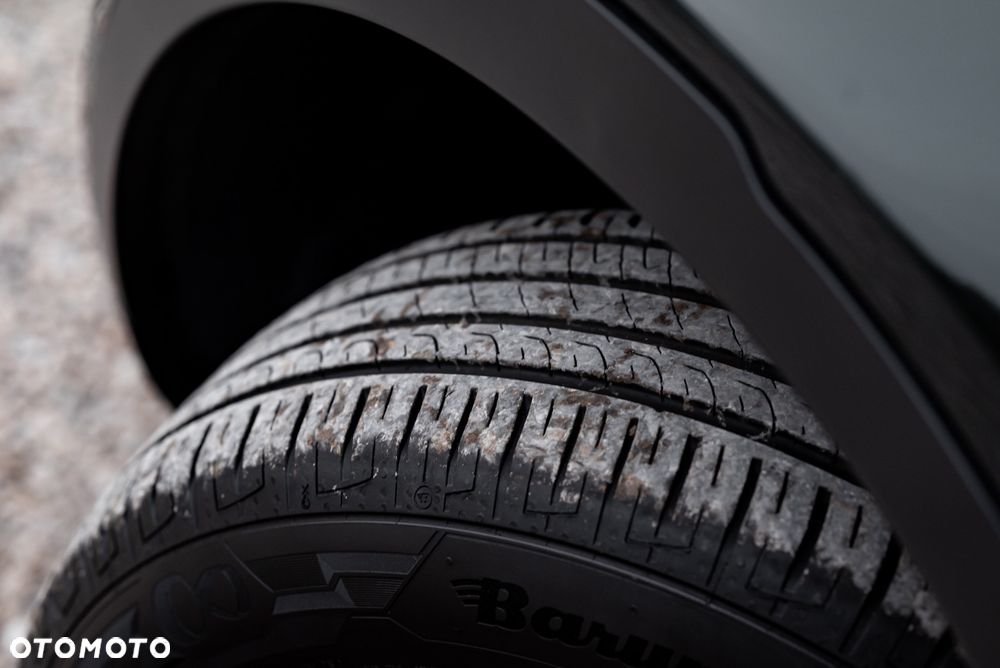 Land Rover Discovery Sport 2.0 Si4 HSE - 14