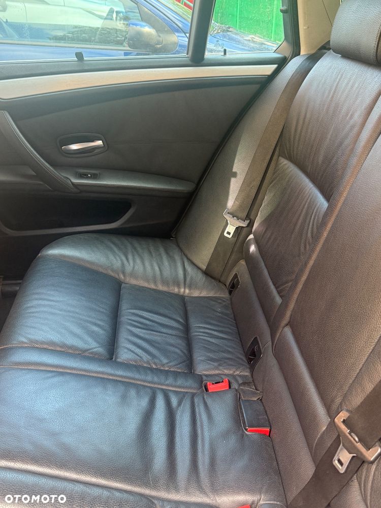 BMW Seria 5 520d - 2