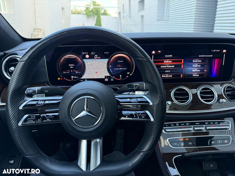 Mercedes-Benz E 220 d 4MATIC 9G-TRONIC AMG Line - 33