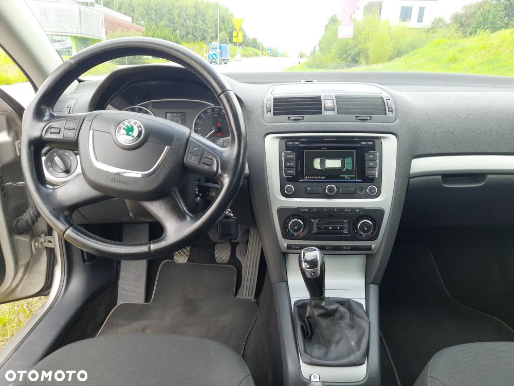 Skoda Octavia 1.6 TDI DPF Ambition Green tec - 8