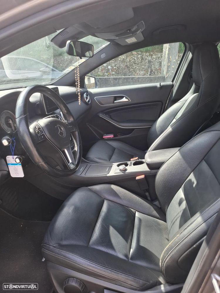 Mercedes-Benz A 200 CDI (BlueEFFICIENCY) 7G-DCT Urban - 7