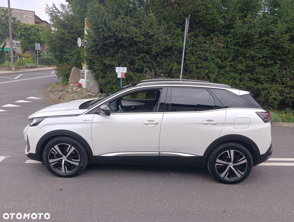 Peugeot 3008 1.6 PureTech HYbrid GT Line S&S EAT8 - 20