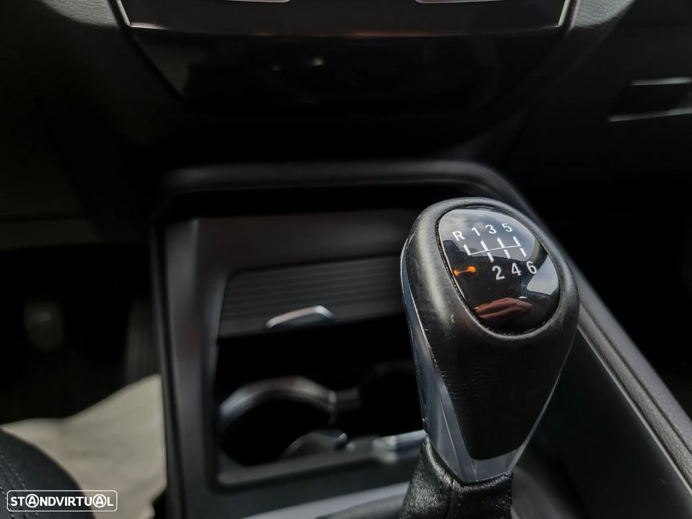 BMW X1 16 d sDrive - 28