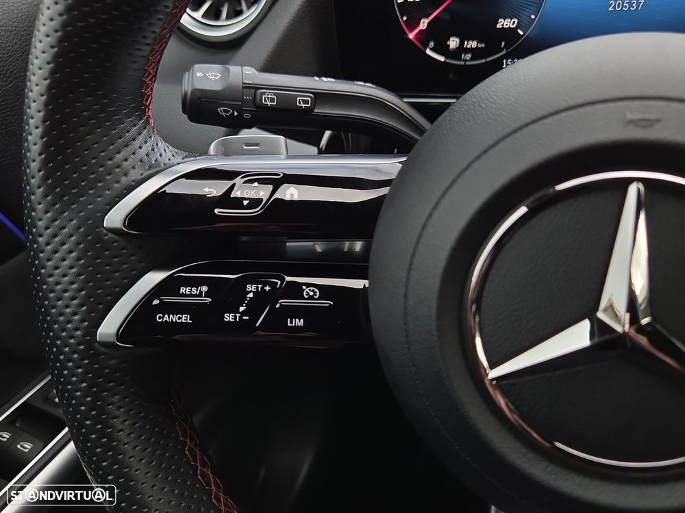 Mercedes-Benz GLA 180 d AMG Line - 16