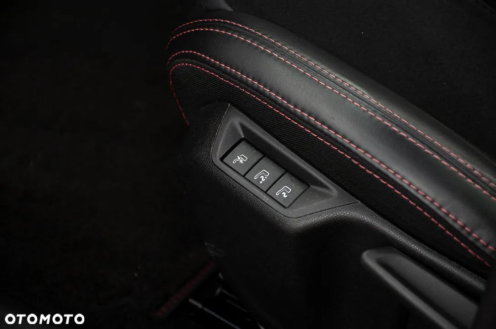 Peugeot 308 BlueHDi 150 EAT6 Stop & Start GT-Line Edition - 31
