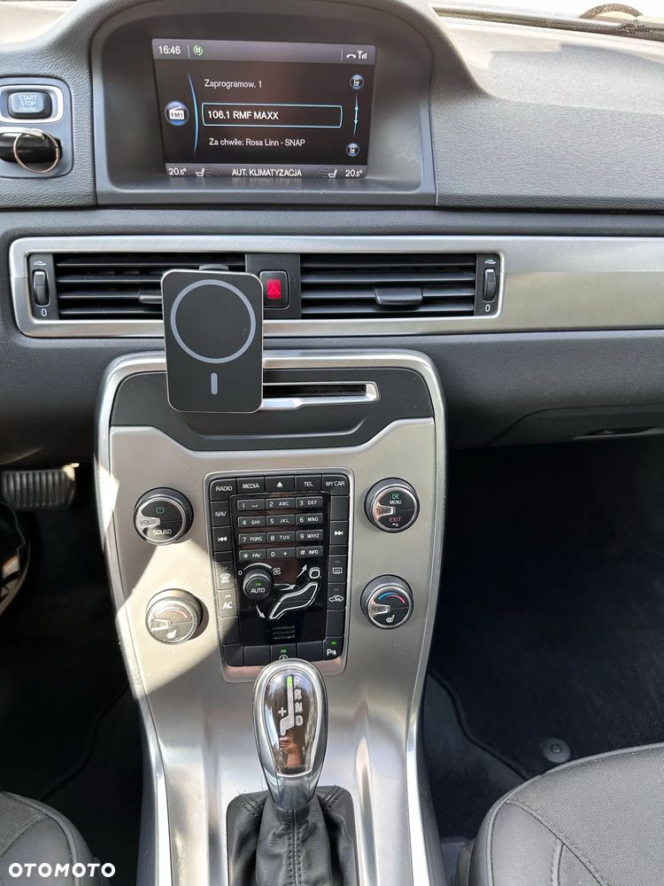Volvo V70 - 36