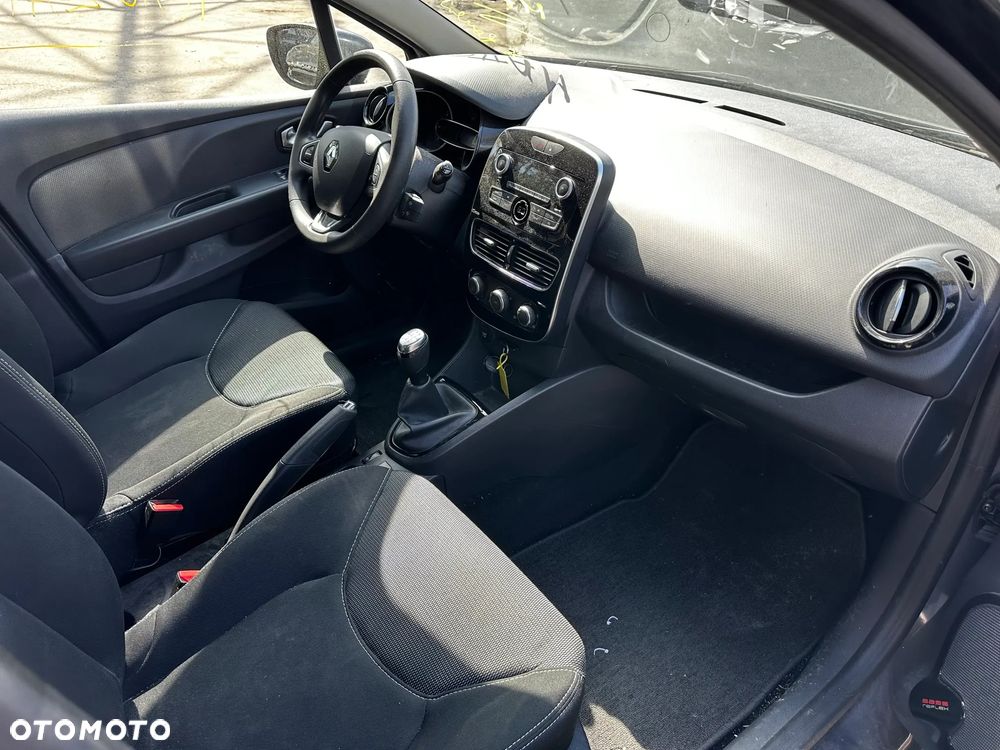 Renault Clio - 5