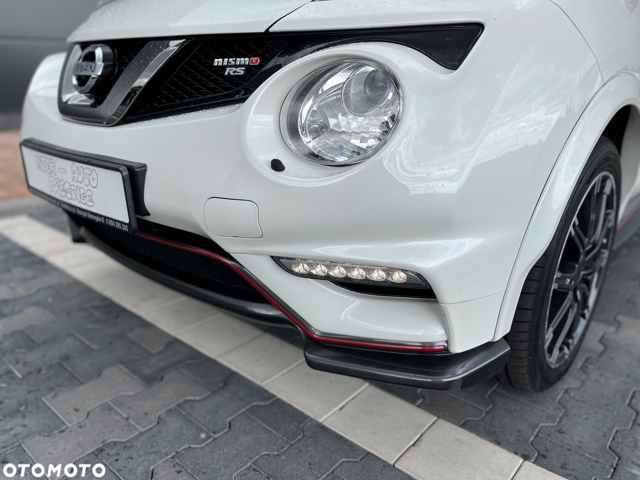 Nissan Juke 1.6 DIG-T Nismo RS 4WD Xtronic EU6 - 22