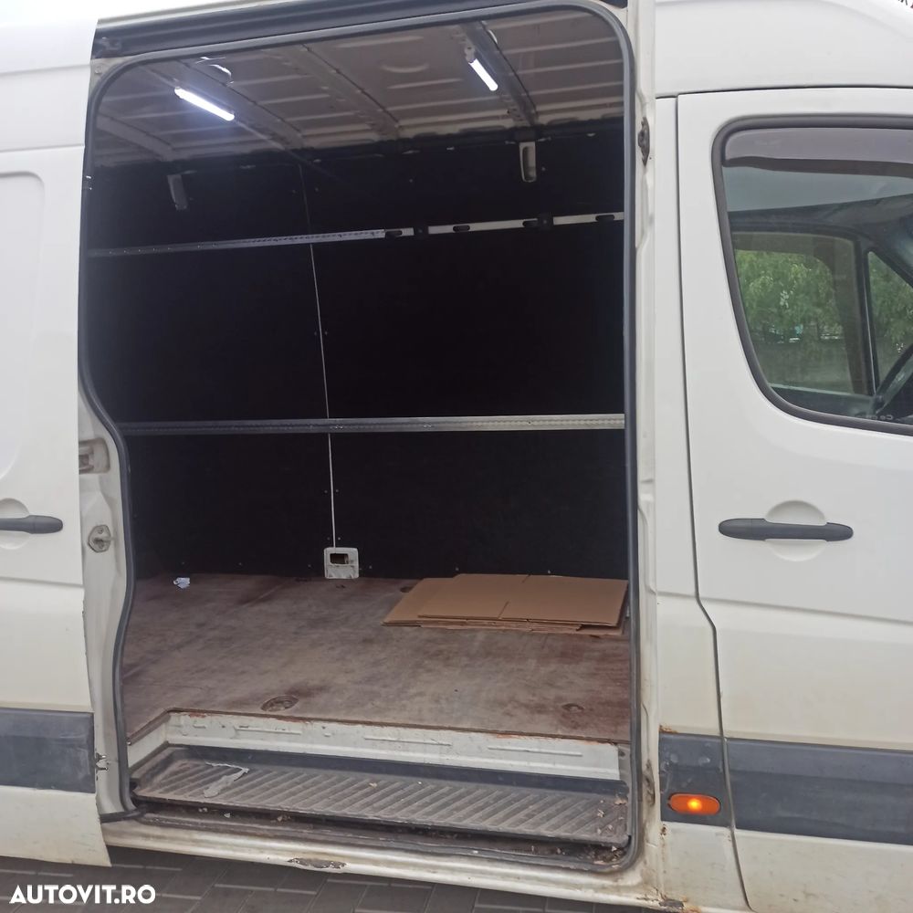 Volkswagen Crafter - 19