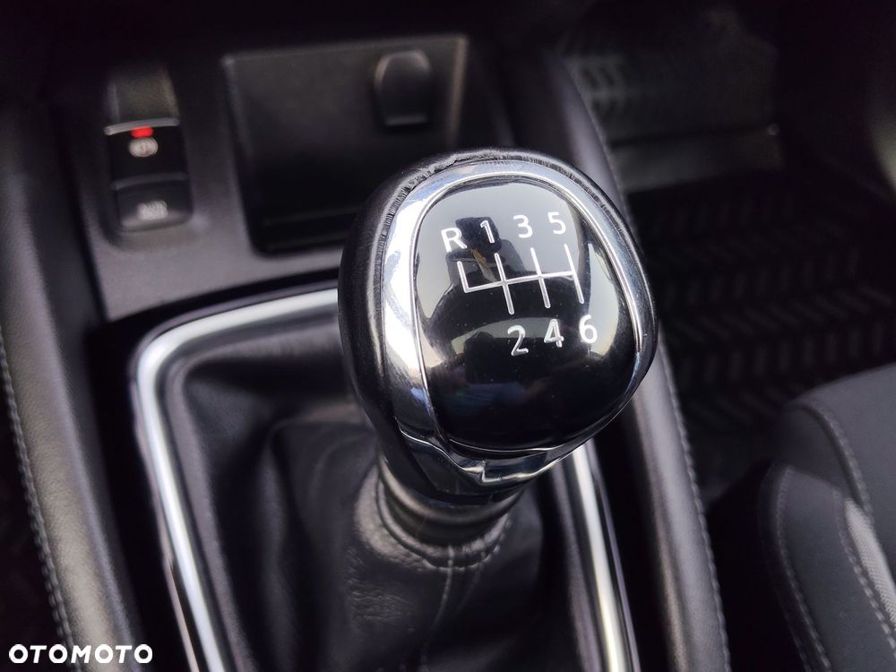 Nissan Qashqai 1.6 DIG-T 360 - 38