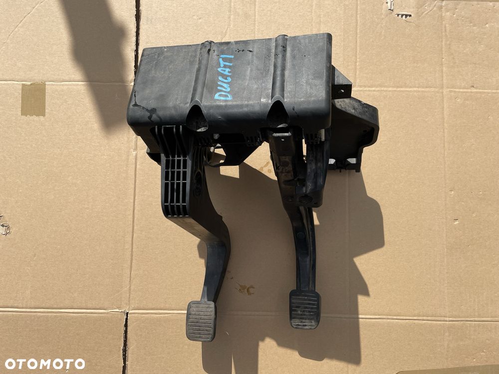 FIAT DUCATO PEUGEOT  BOXER CITROEN JUMPER III PEDAŁY PODSTAWA 3802501017 - 2