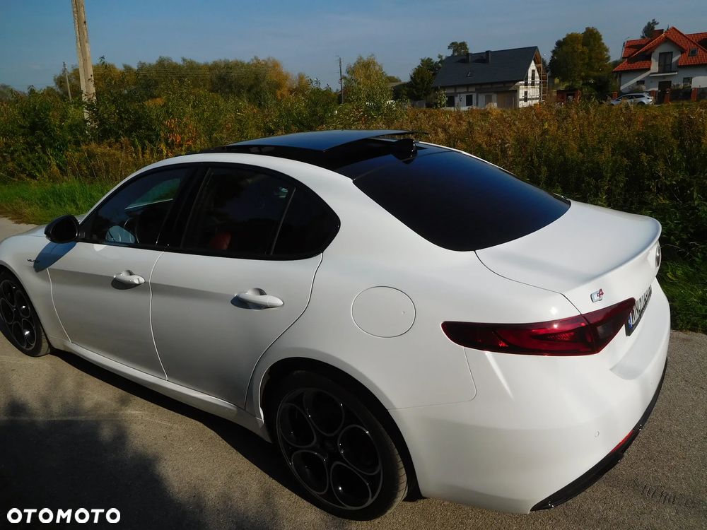 Alfa Romeo Giulia - 40