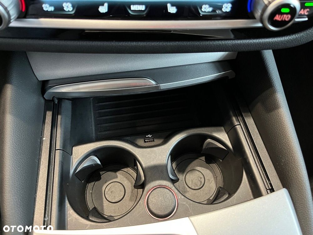 BMW Seria 5 - 37