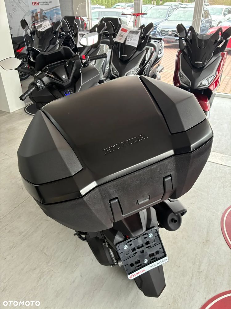 Honda NSS - 6