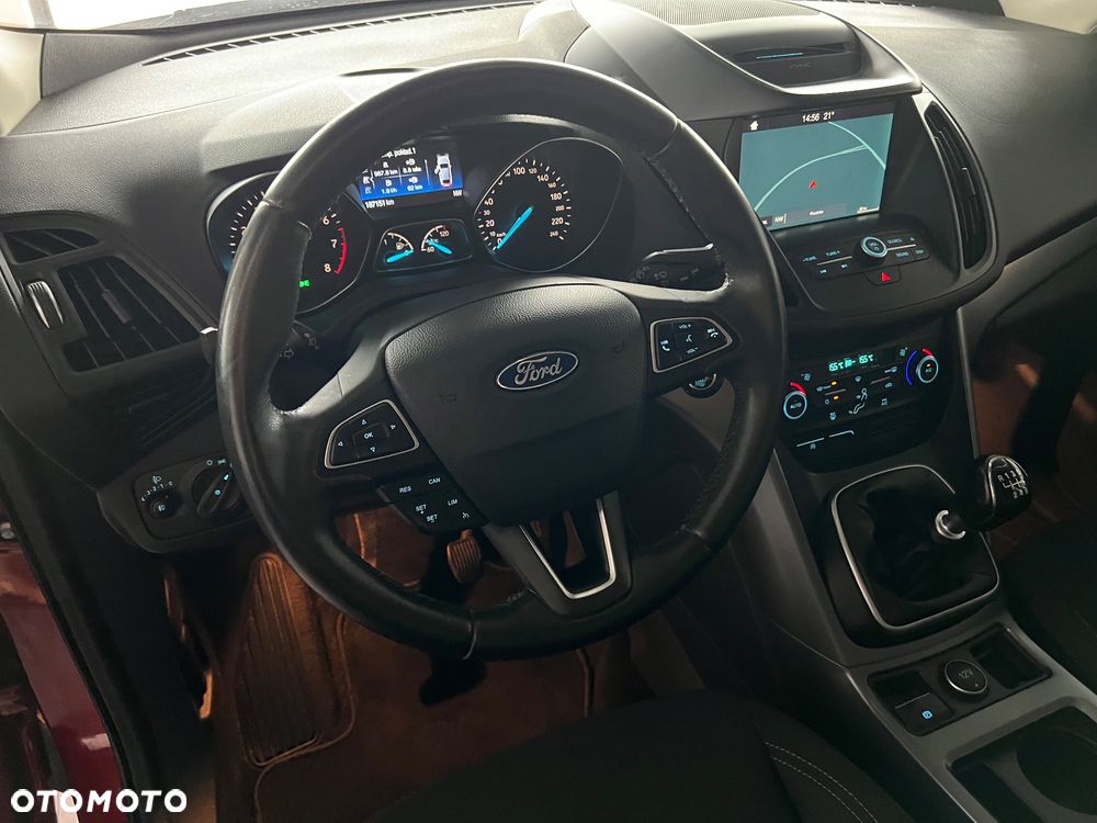 Ford Kuga - 13