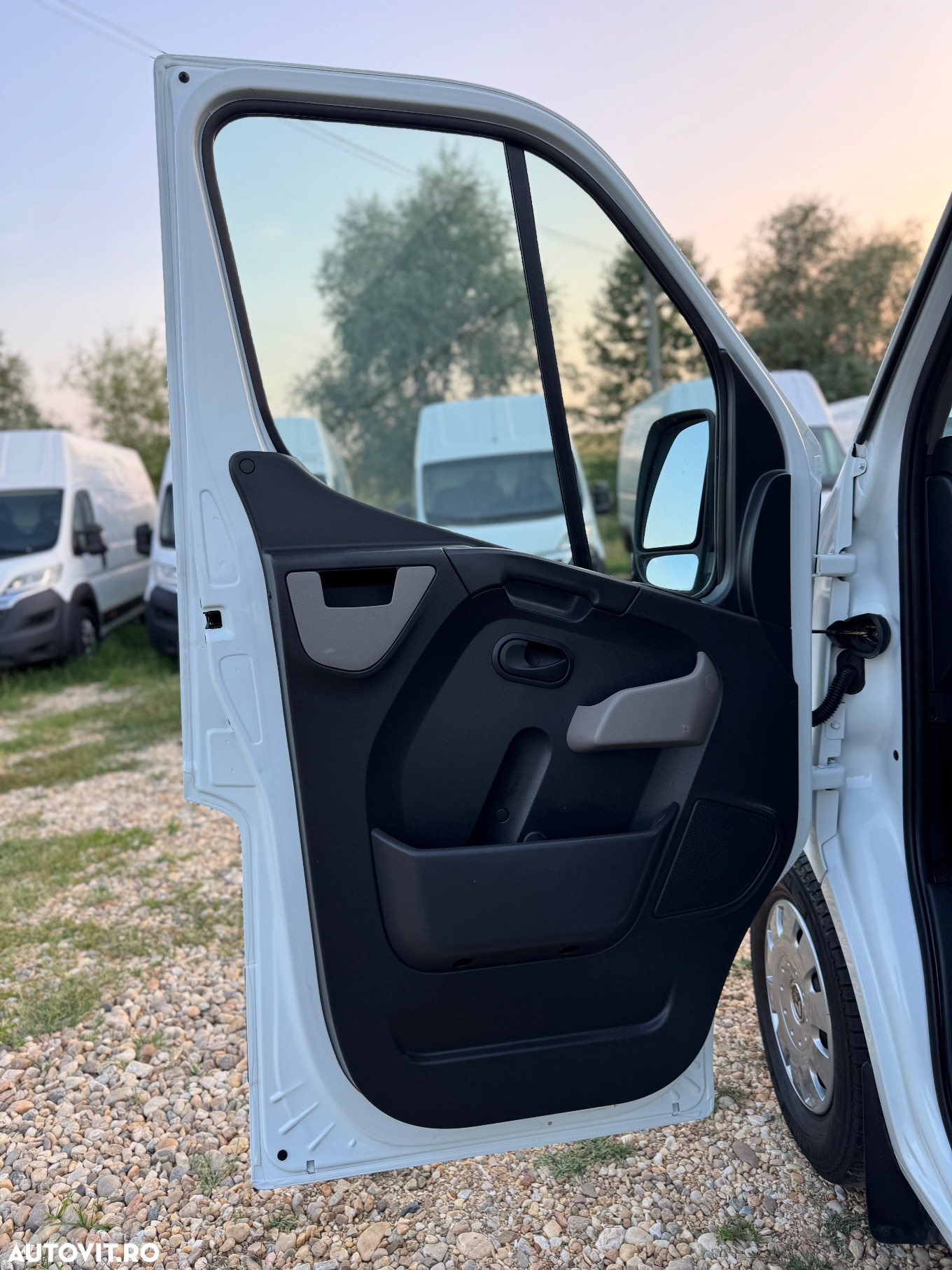 Renault Master 2.3 diesel 125 cp euro5 2016 stare buna !!! - 18