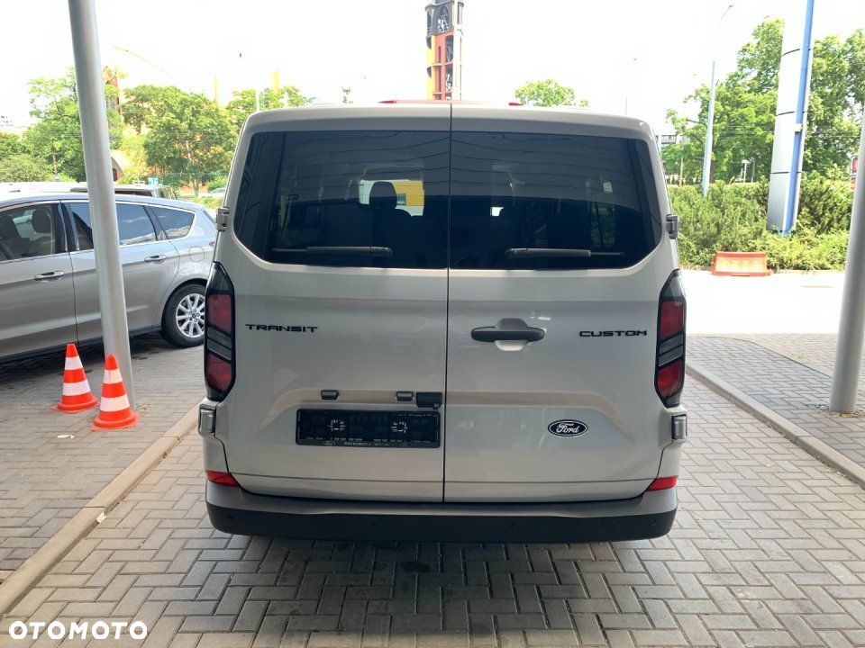 Ford Transit Custom - 5