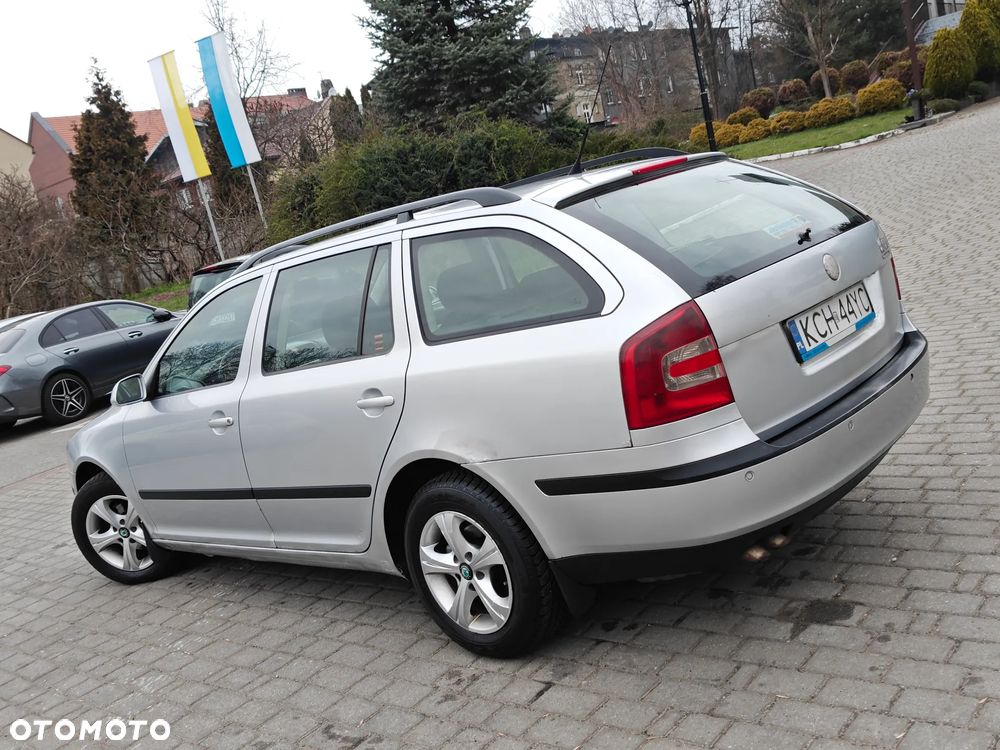 Skoda Octavia 2.0 TDI Elegance - 3