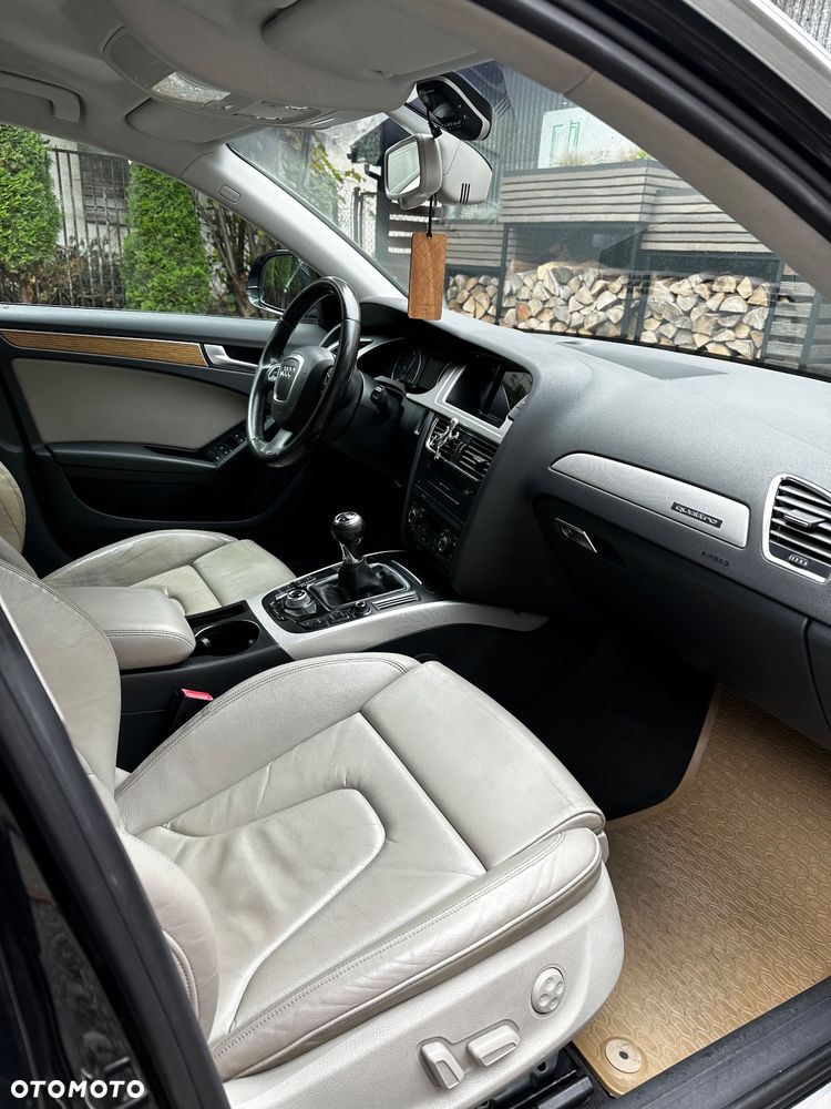 Audi A4 Allroad 2.0 TDI Quattro - 14