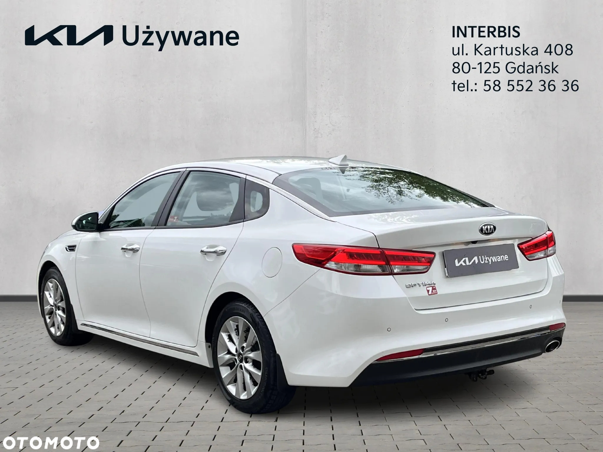 Kia Optima 2.0 L - 3