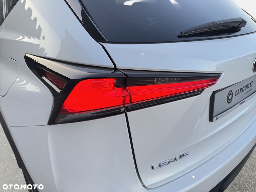 Lexus NX 300 AWD - 12