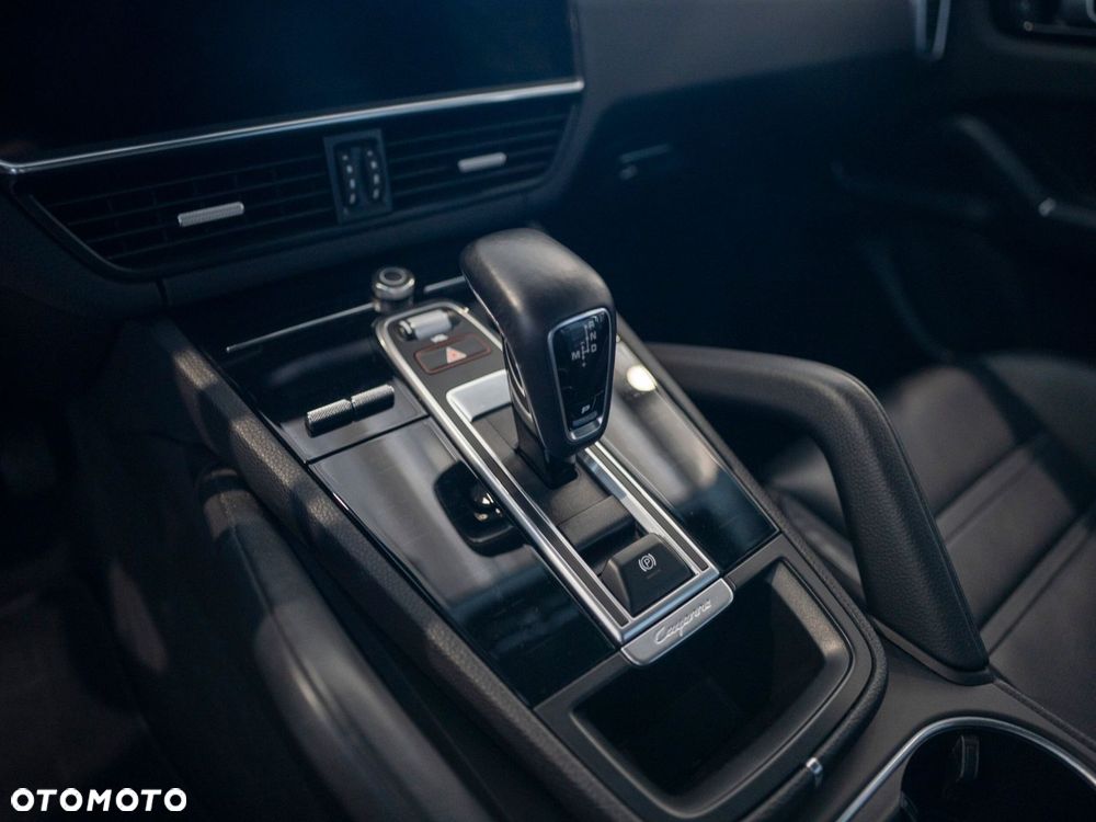 Porsche Cayenne Platinum Edition - 25