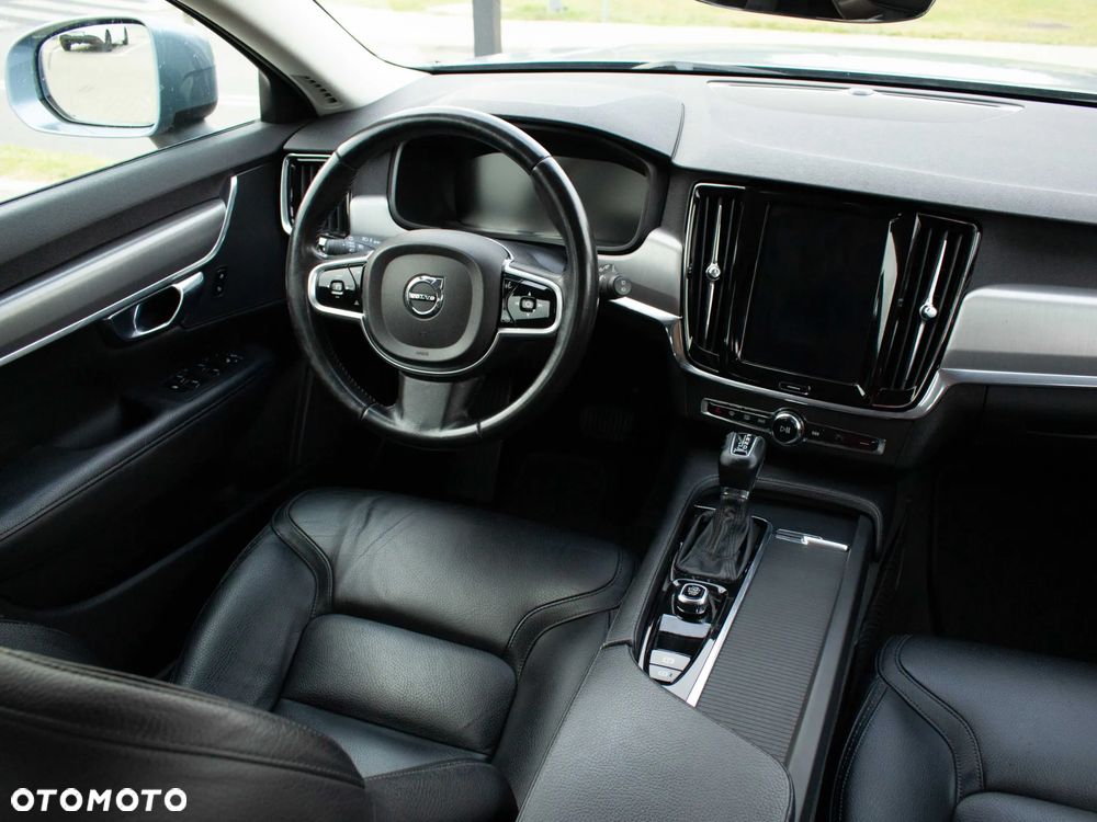 Volvo V90 D4 AWD Momentum - 13