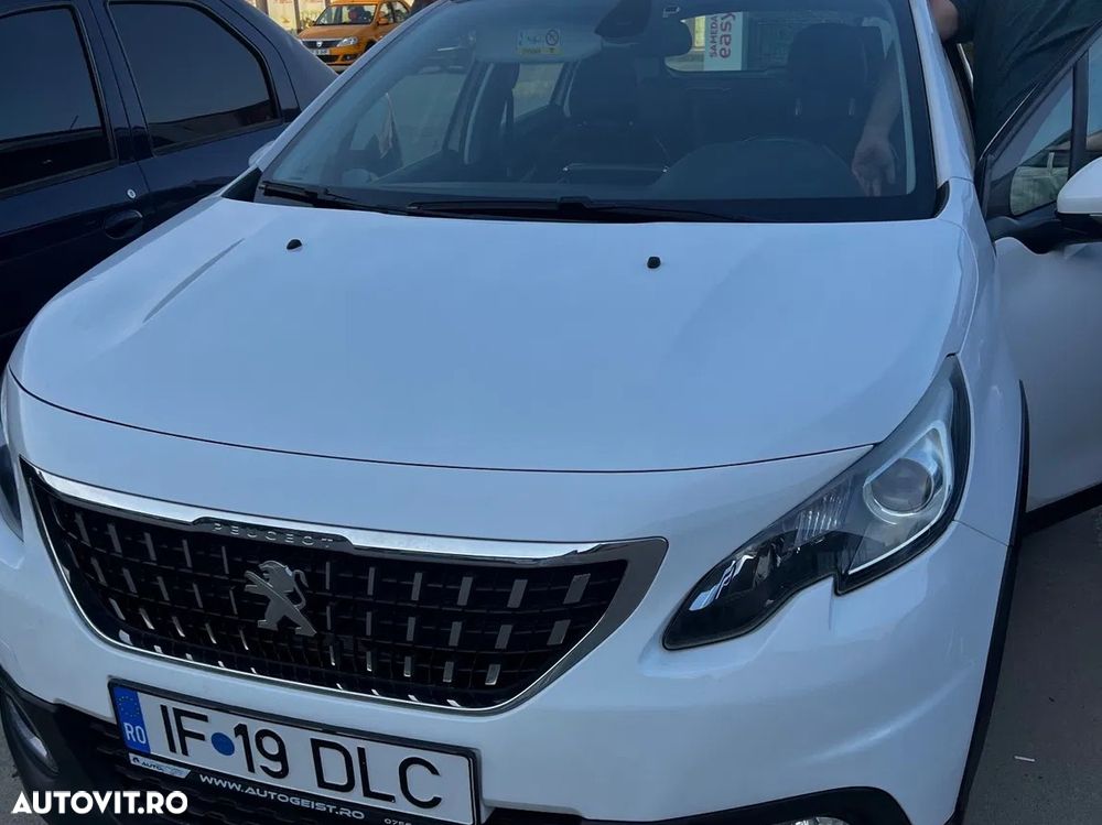 Peugeot 2008 1.2 PureTech Turbo EAT6 S&S Allure - 3