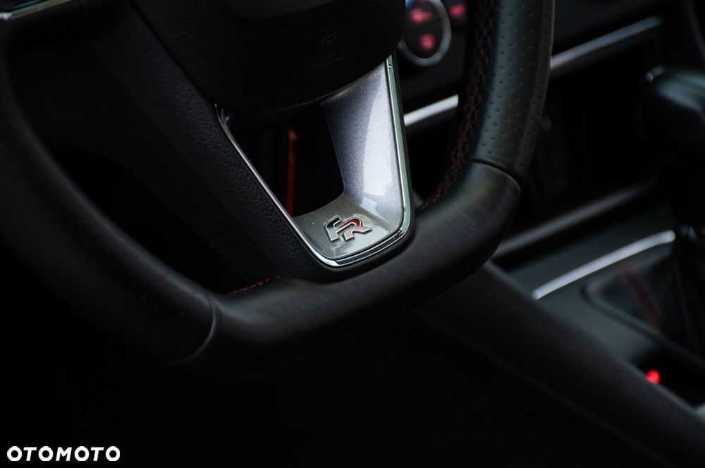 Seat Leon 2.0 TDI DPF Start&Stop DSG FR - 38