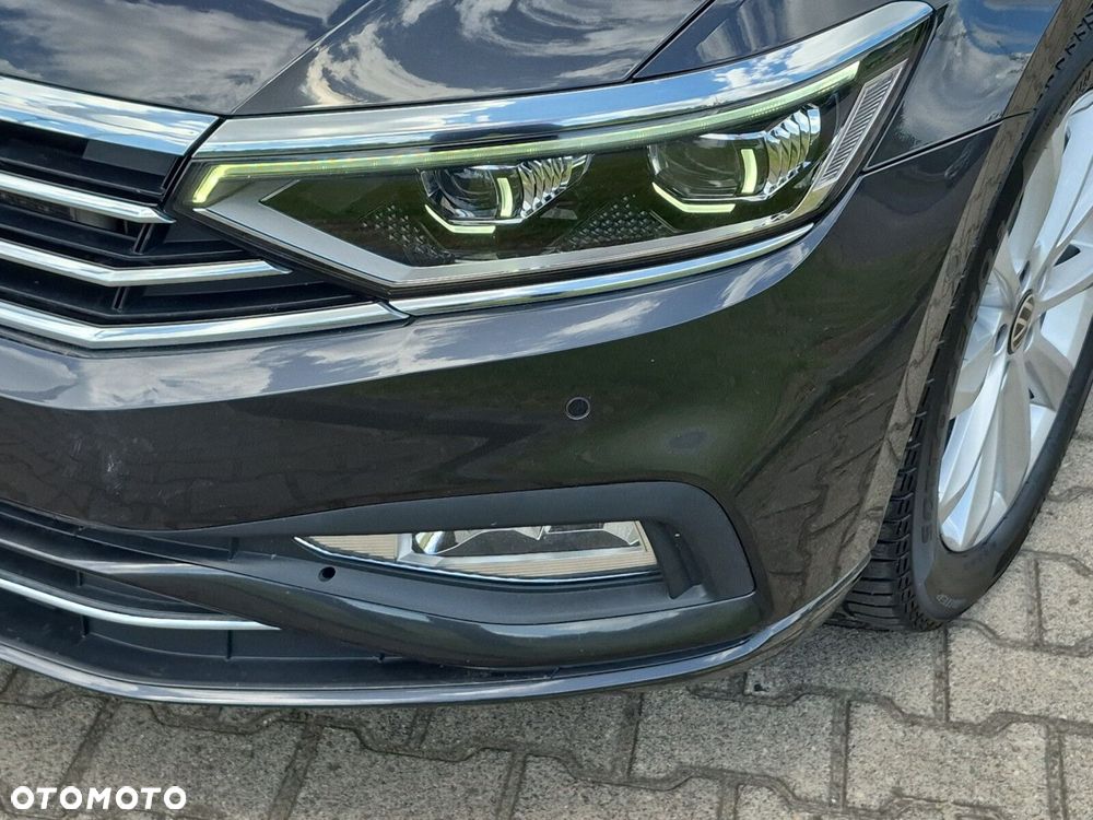 Volkswagen Passat Variant 2.0 TDI Business DSG - 9