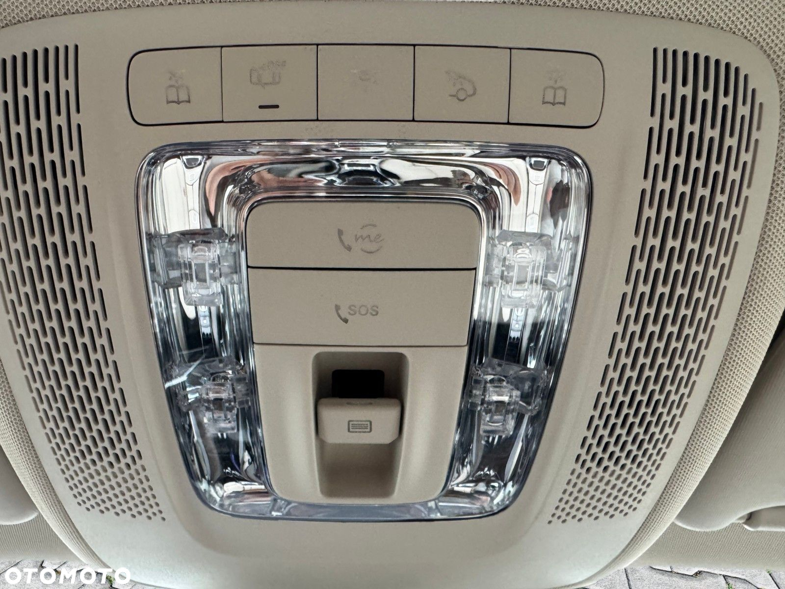 Mercedes-Benz GLA - 29