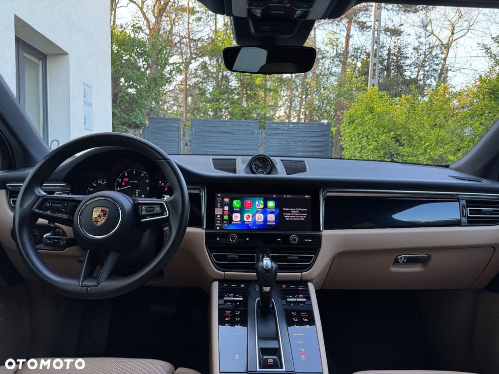 Porsche Macan T - 13