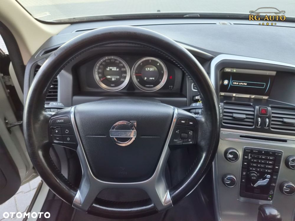 Volvo XC 60 - 40