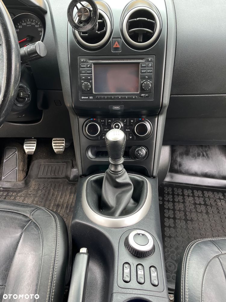 Nissan Qashqai 1.6 dCi 4 x 4 DPF Start/Stop 360 - 12