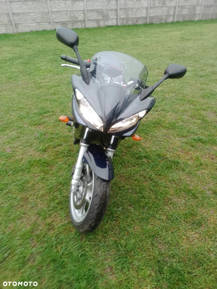 Yamaha FZ6 - 18