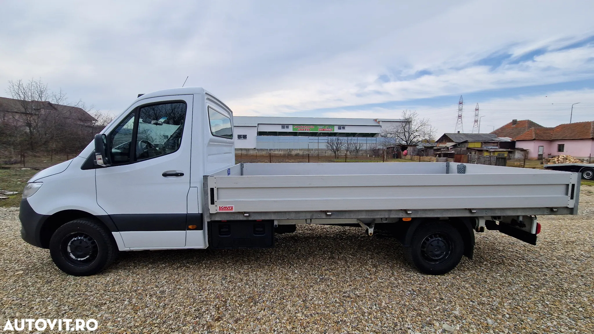 Mercedes-Benz Sprinter - 4