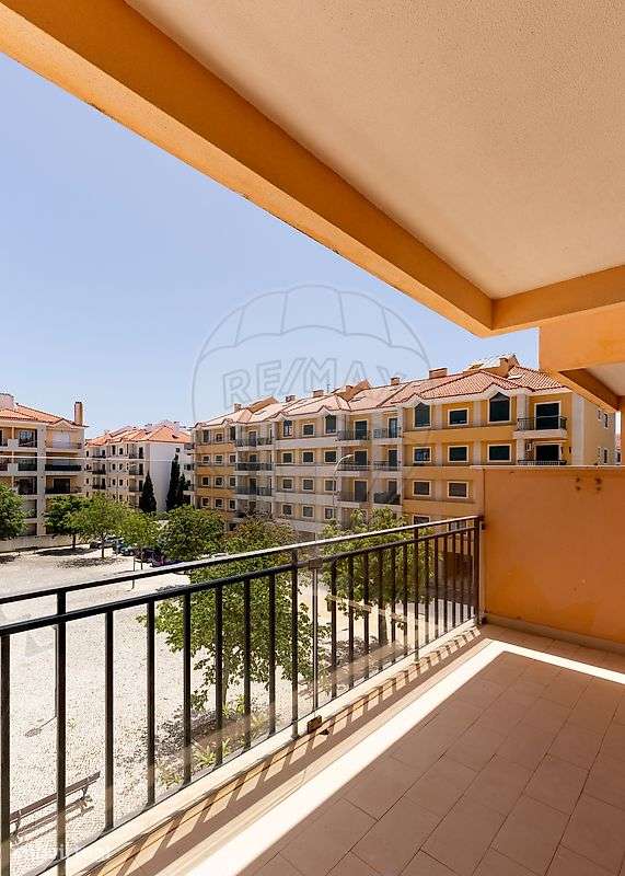 Apartamento T3 para arrendamento - Grande imagem: 2/37