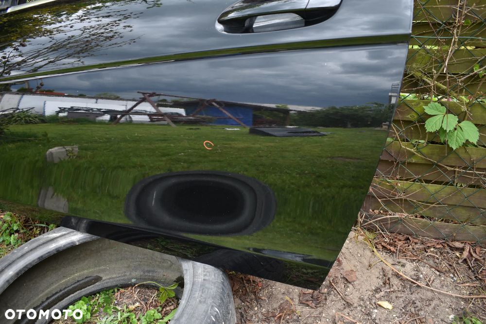 MERCEDES W204 COUPE DRZWI LEWE PRZEDNIE PRZÓD 197 - 2