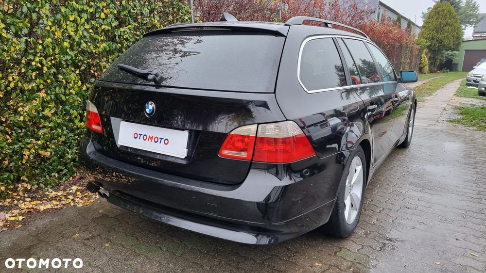 BMW Seria 5 525d - 5
