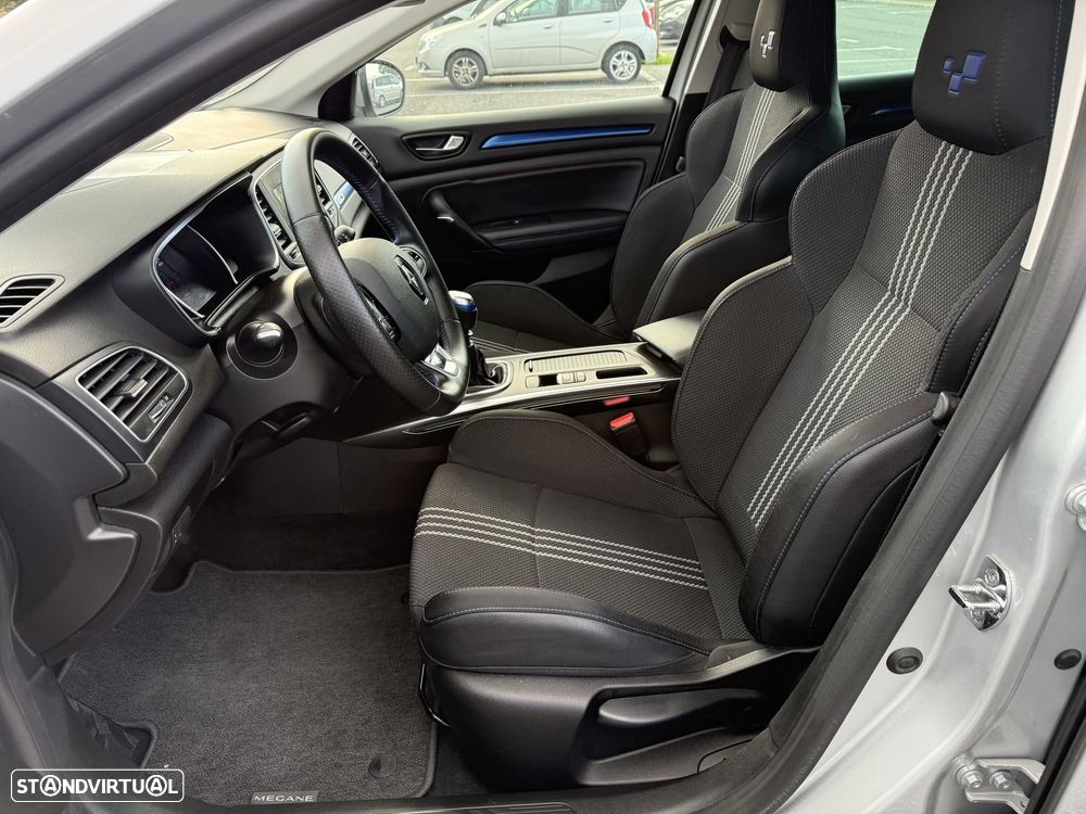 Renault Mégane Sport Tourer 1.3 TCe GT Line - 17