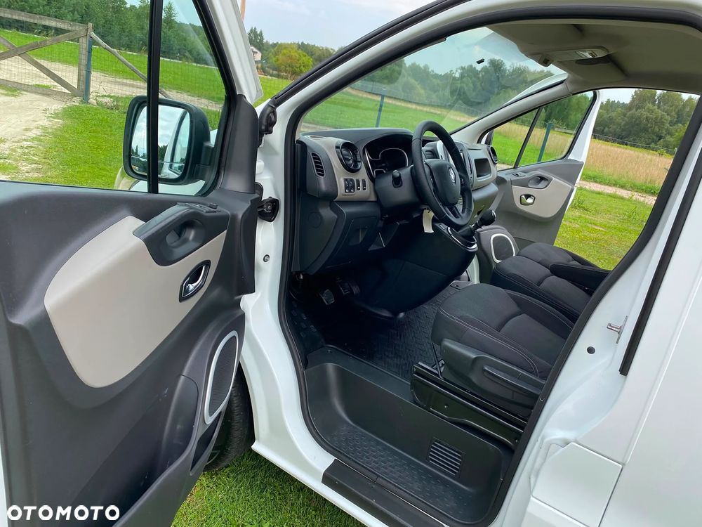 Renault TRAFIC - 19
