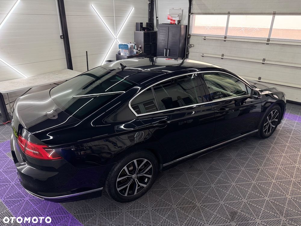 Volkswagen Passat 1.8 TSI BMT Highline DSG - 17