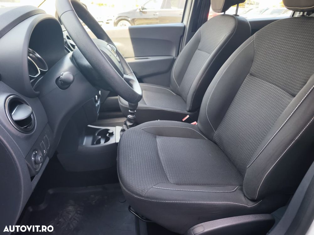 Dacia Lodgy 1.5 Blue dCi Laureate - 13