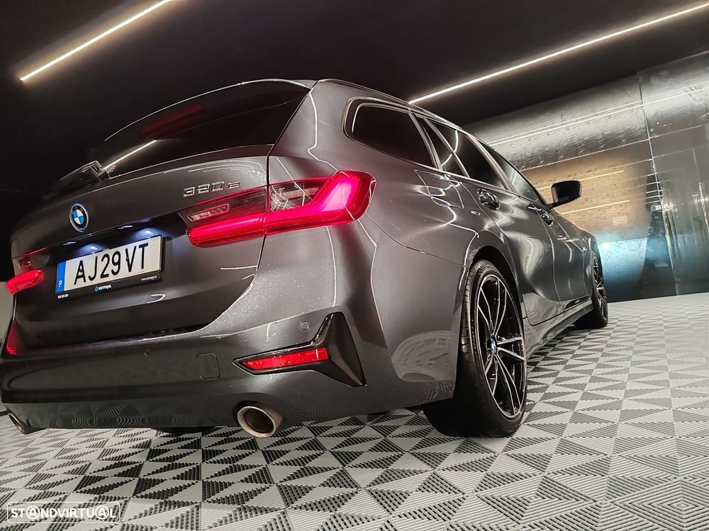 BMW 320 e Touring Corporate Edition Auto - 9