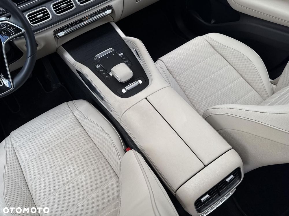 Mercedes-Benz GLE - 16