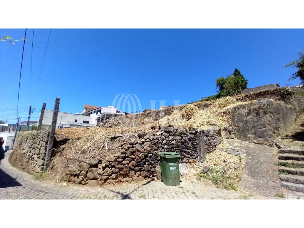 Terreno com projeto aprovado, em Vila Nova de Gaia, Porto - Grande imagem: 3/15