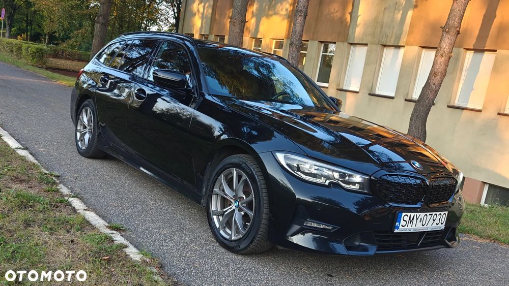 BMW Seria 3 320d Sport Line - 10
