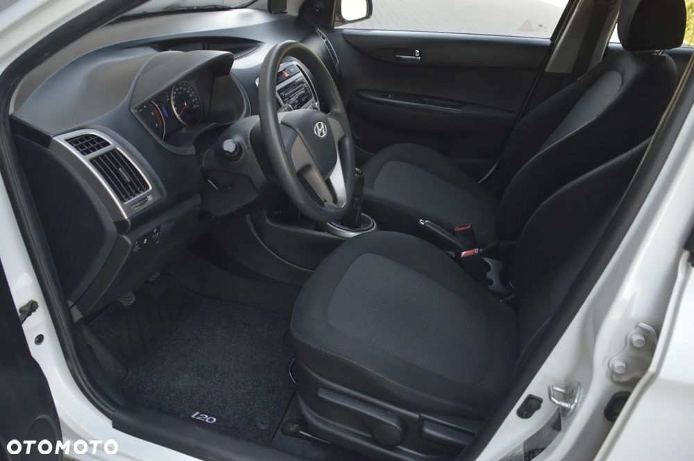 Hyundai i20 - 31