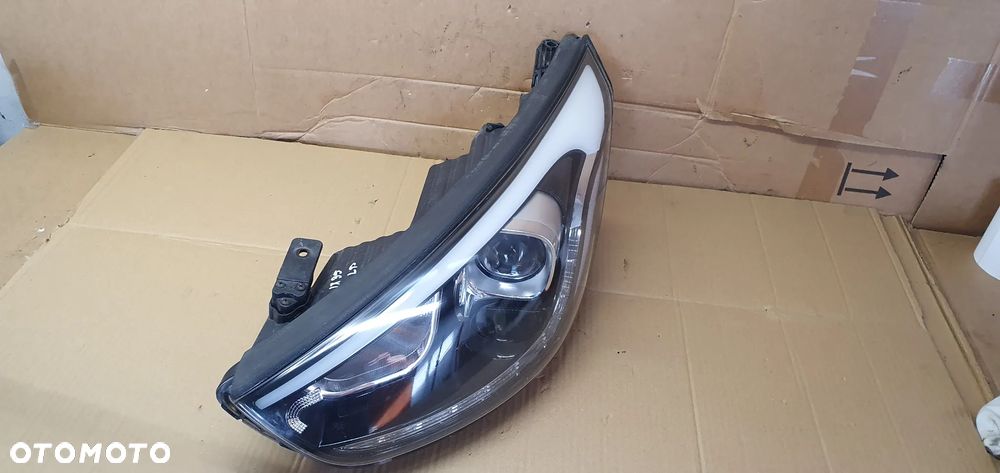 Lampa lewy przód przednia lewa soczewka LED ładna Hyundai IX35 Lift UK - 2