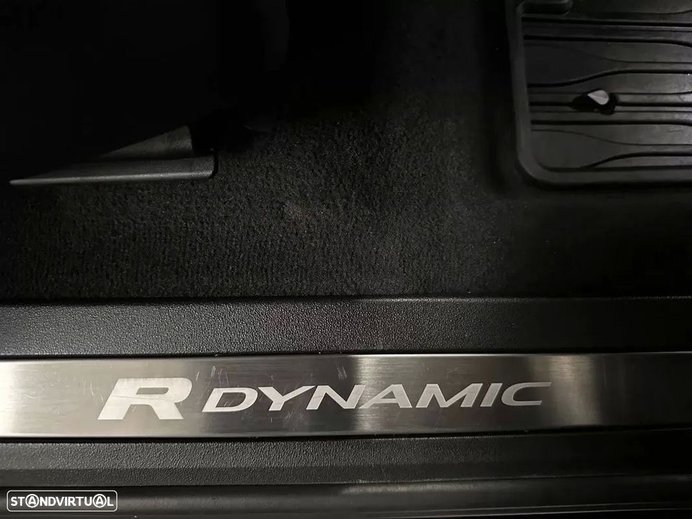 Land Rover Range Rover Evoque P300e R-Dynamic SE — fotografia 20